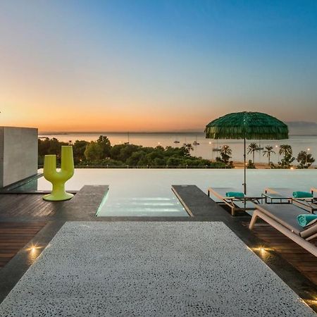 เอล ยอเรนซ์ ปาร์ก เดลา มาร์ Hotel ปัลมาเดมายอร์กา ภายนอก รูปภาพ The hotel's rooftop pool
