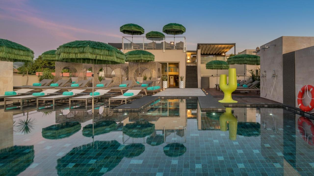 เอล ยอเรนซ์ ปาร์ก เดลา มาร์ Hotel ปัลมาเดมายอร์กา ภายนอก รูปภาพ The pool at the hotel