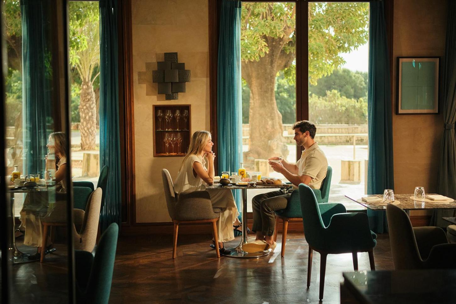 เอล ยอเรนซ์ ปาร์ก เดลา มาร์ Hotel ปัลมาเดมายอร์กา ภายนอก รูปภาพ The River Café